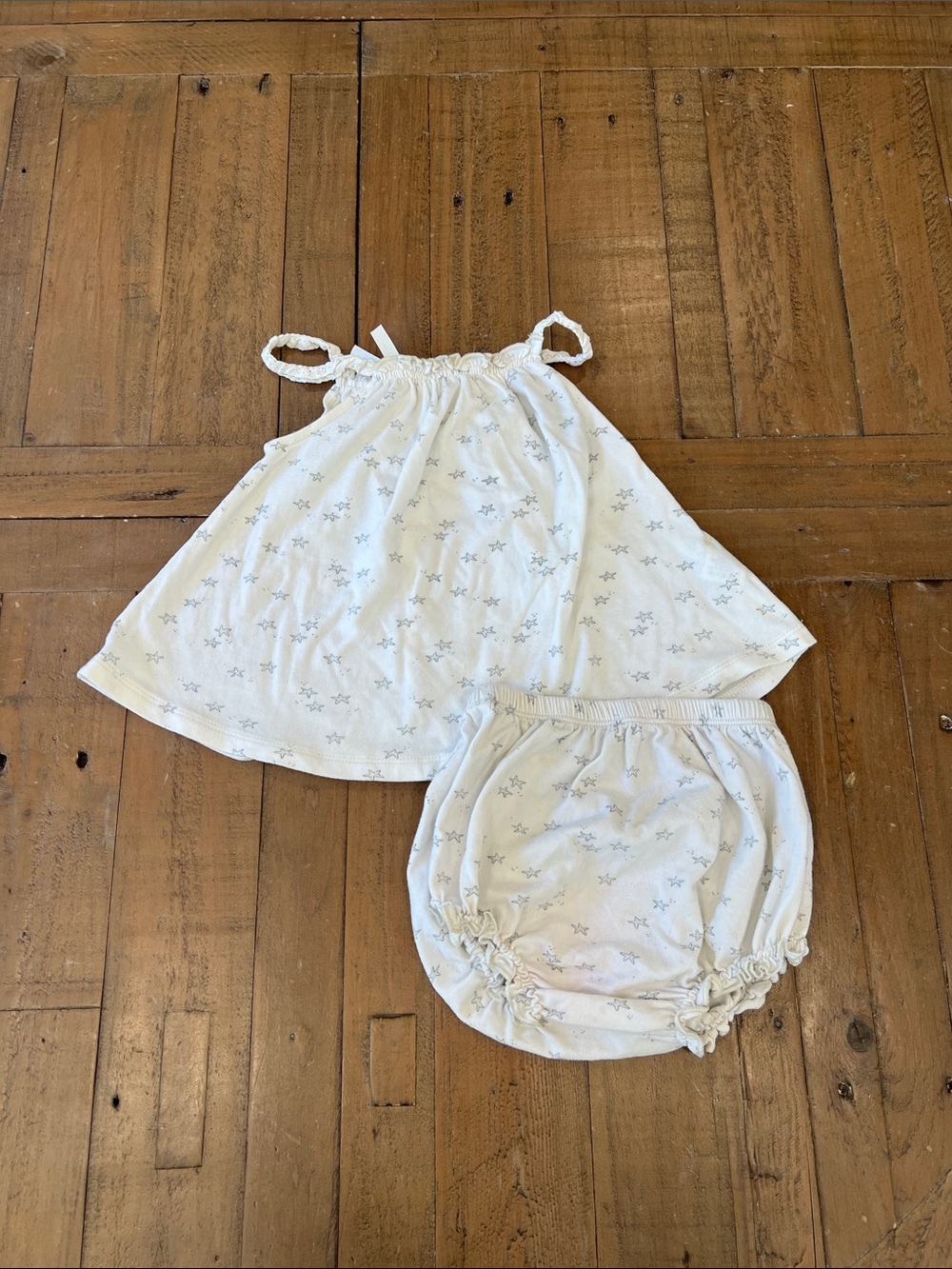 Rylee + cru white gray star print swing top and bloomers set 18-24 months